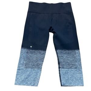Lululemon Blue Seamlessly Street Ombre Stretch Yoga Crop Leggings Size 8